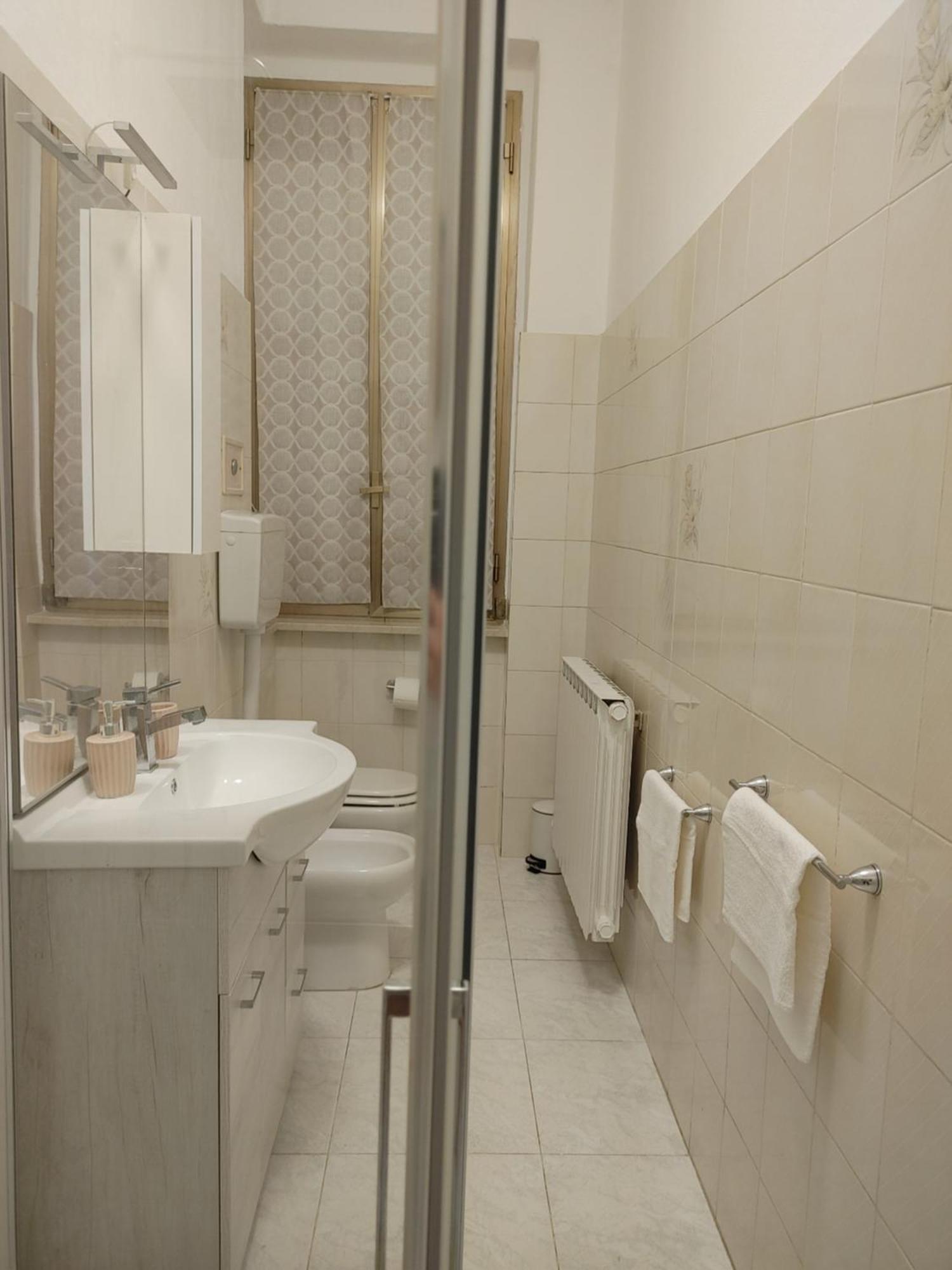Mazzini Apartment - The V Collection Turate Extérieur photo